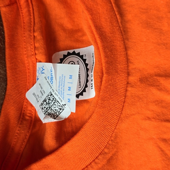 Super Mario Luigi Mario And Yoshi Group Shot T-Shirt - Picture 4 of 4